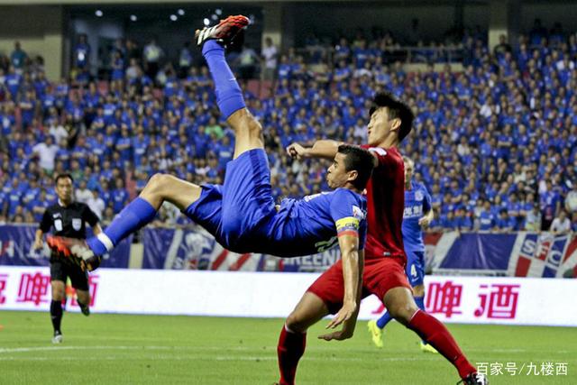 31岁门将泽特尔加盟利兹联，合同至2029年夏